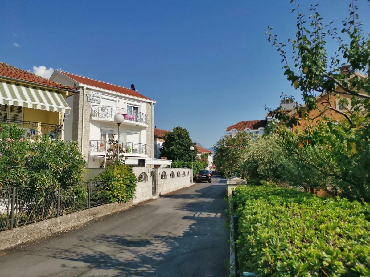 Apartments Villa Vera Тиват Экстерьер фото